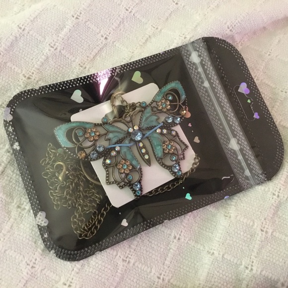 Bronze Butterfly Clip-On Keychain / Pendant / Necklace - Picture 6 of 6